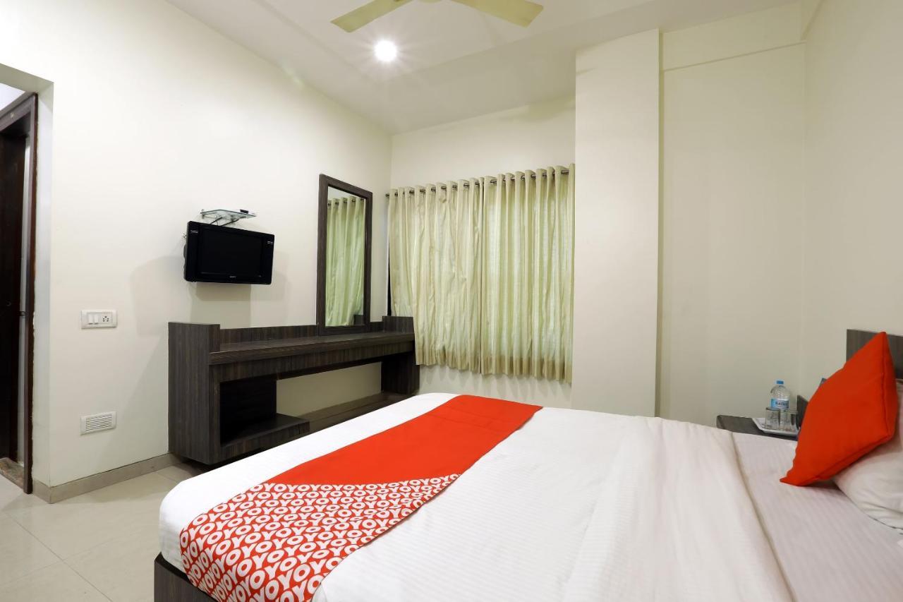 Oyo 4198 Hotel Shri Sai Murli Shirdi Exterior photo